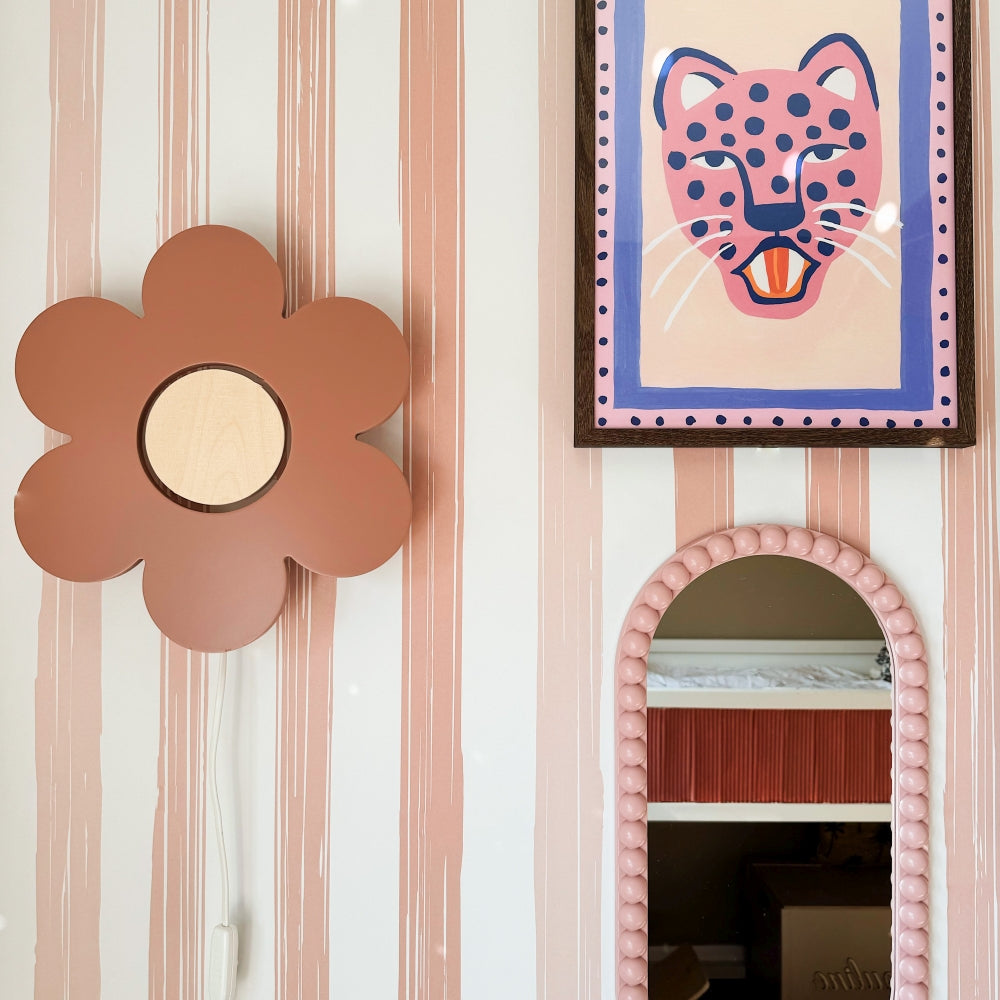 Houten wandlamp kinderkamer | Bloem - terra roze - toddie.nl ®