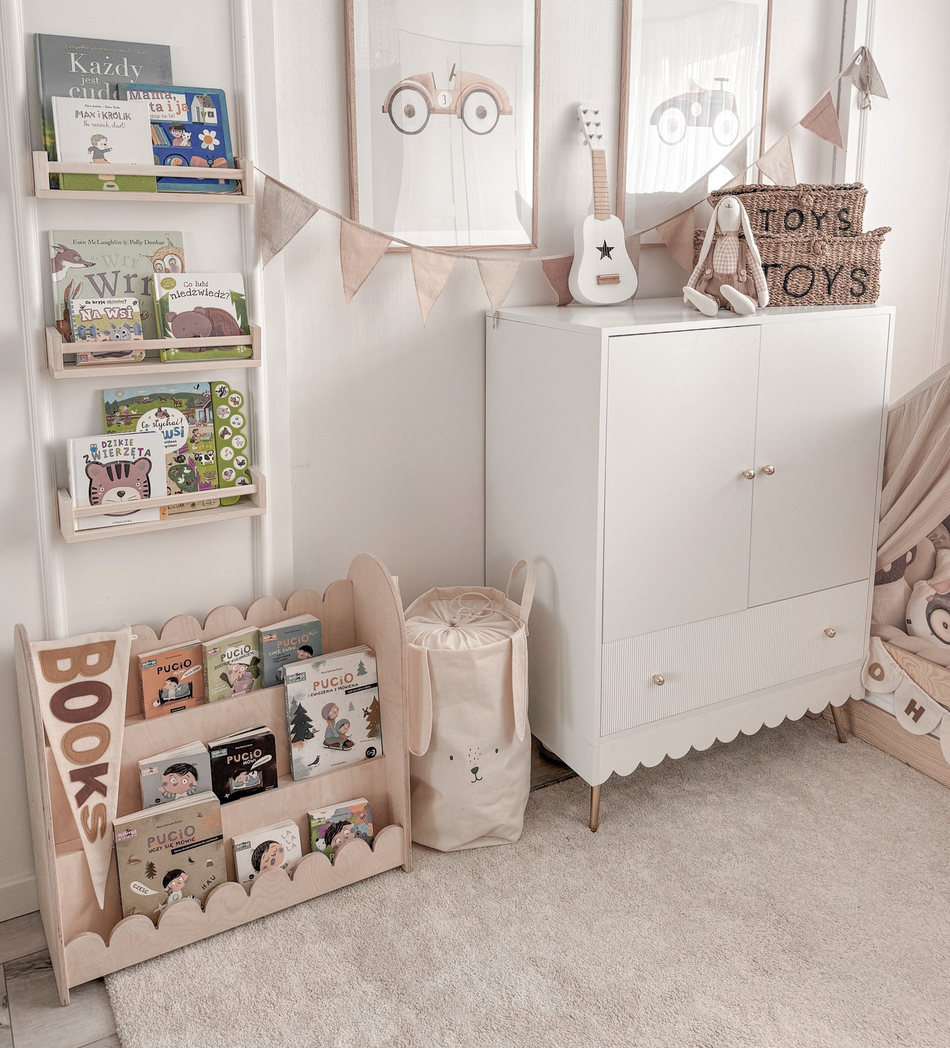 Bubble Montessori boekenkast kinderkamer | 3 treden - blank - toddie.nl ®