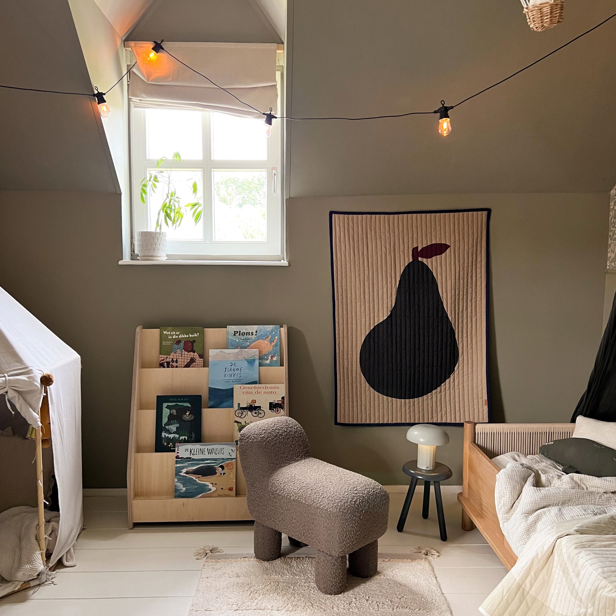 Montessori étagère à livres chambre d'enfant | 4 marches - naturel - toddie.fr