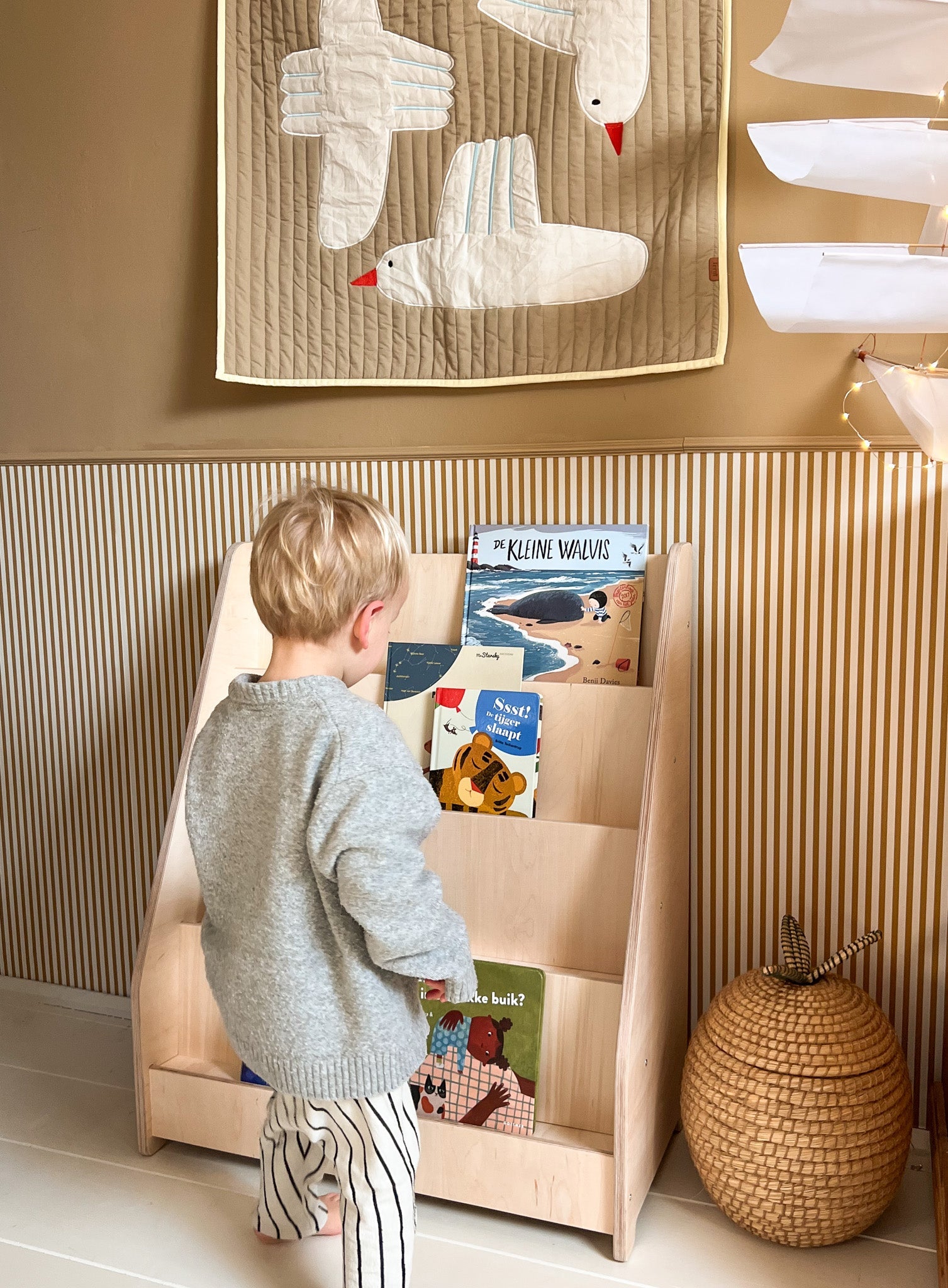 Montessori étagère à livres chambre d'enfant | 4 marches - naturel - toddie.fr