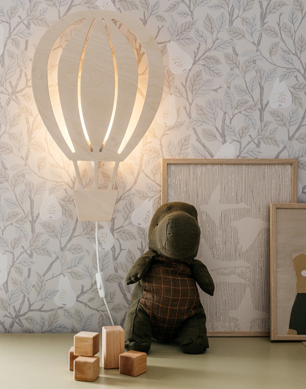 Houten wandlamp kinderkamer | Luchtballon - blank - toddie.nl ®