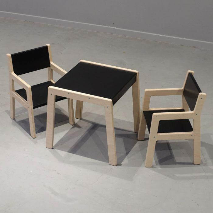 Houten kinderstoeltje 1-3 jaar | Zwart - toddie.nl