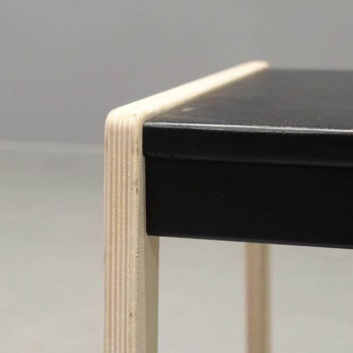 Houten kindertafeltje 1-3 jaar | Zwart - toddie.nl