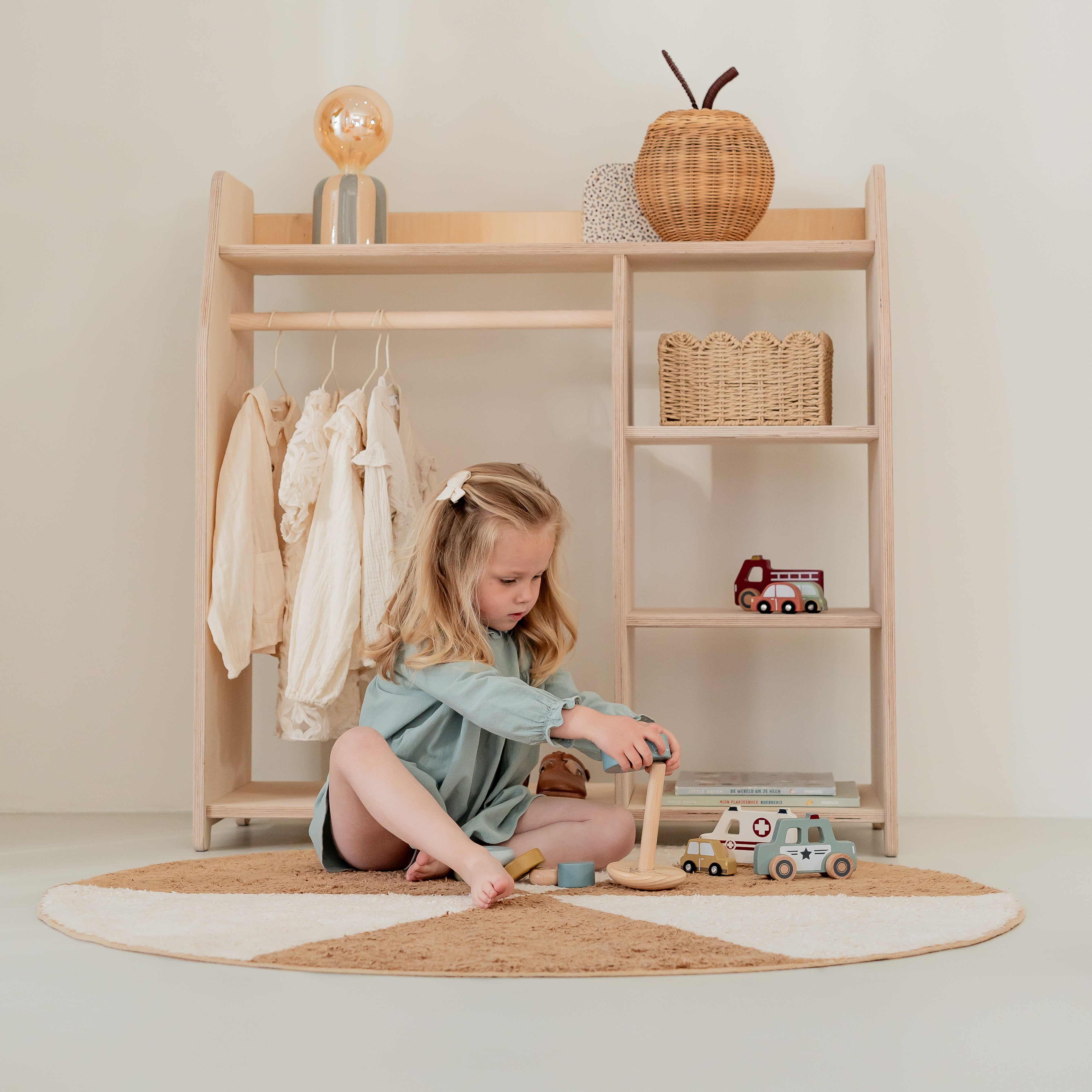 Montessori garde-robe chambre d'enfant | Penderie enfants - naturel - toddie.fr