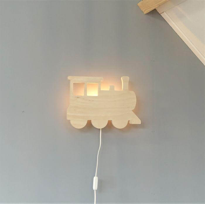 Houten wandlamp kinderkamer | Trein - Locomotief - toddie.nl