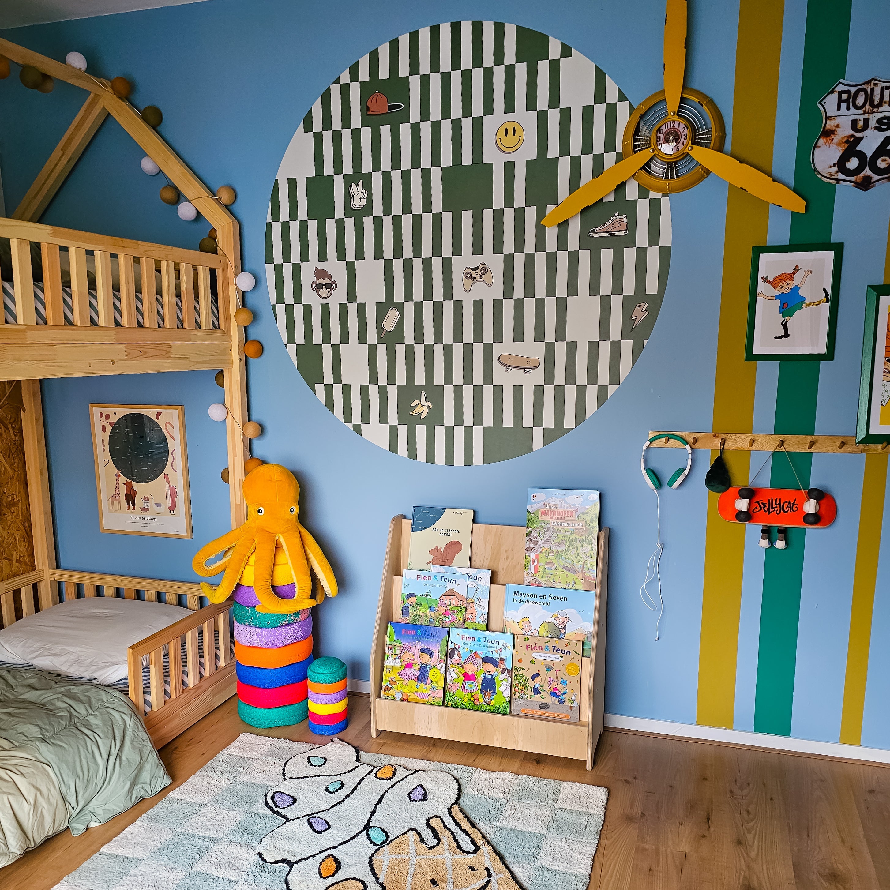 Moodie montessori boekenkast kinderkamer | 3 treden - blank - toddie.nl ®