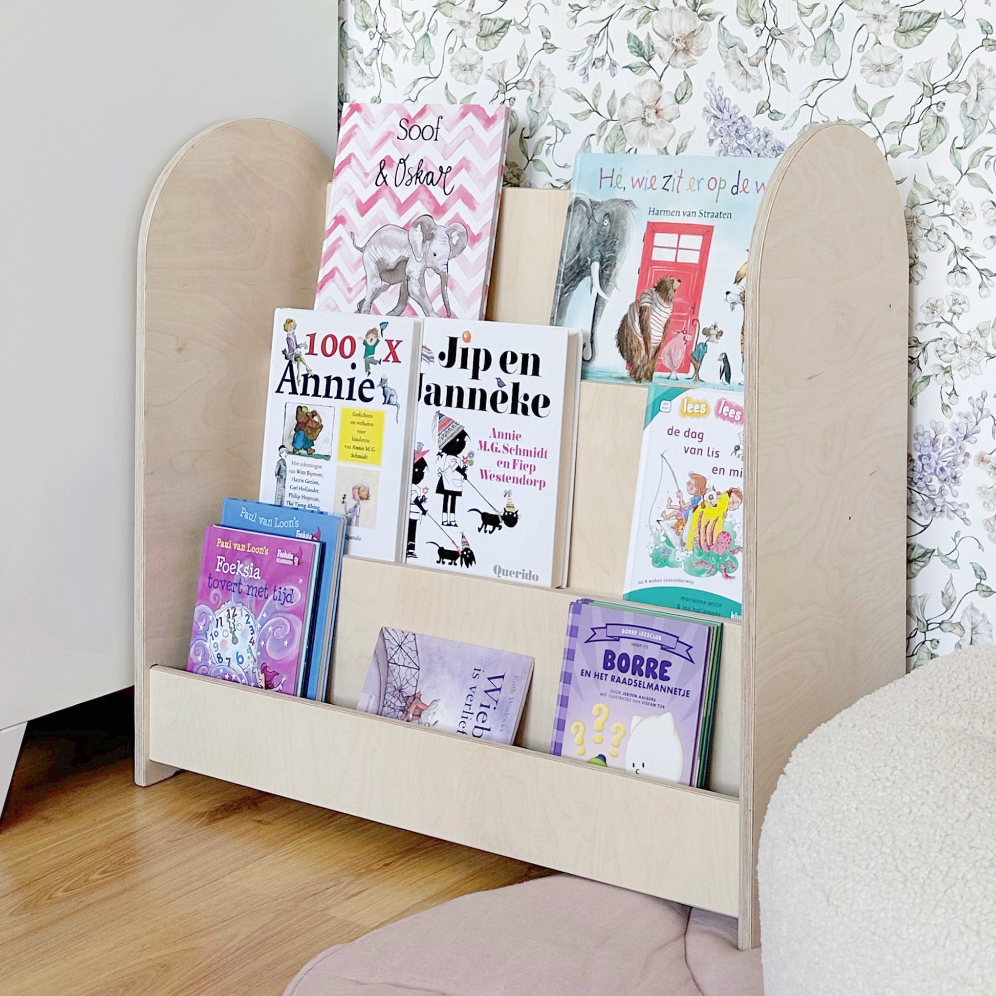 Round Montessori boekenkast kinderkamer | 3 treden - blank - toddie.nl ®