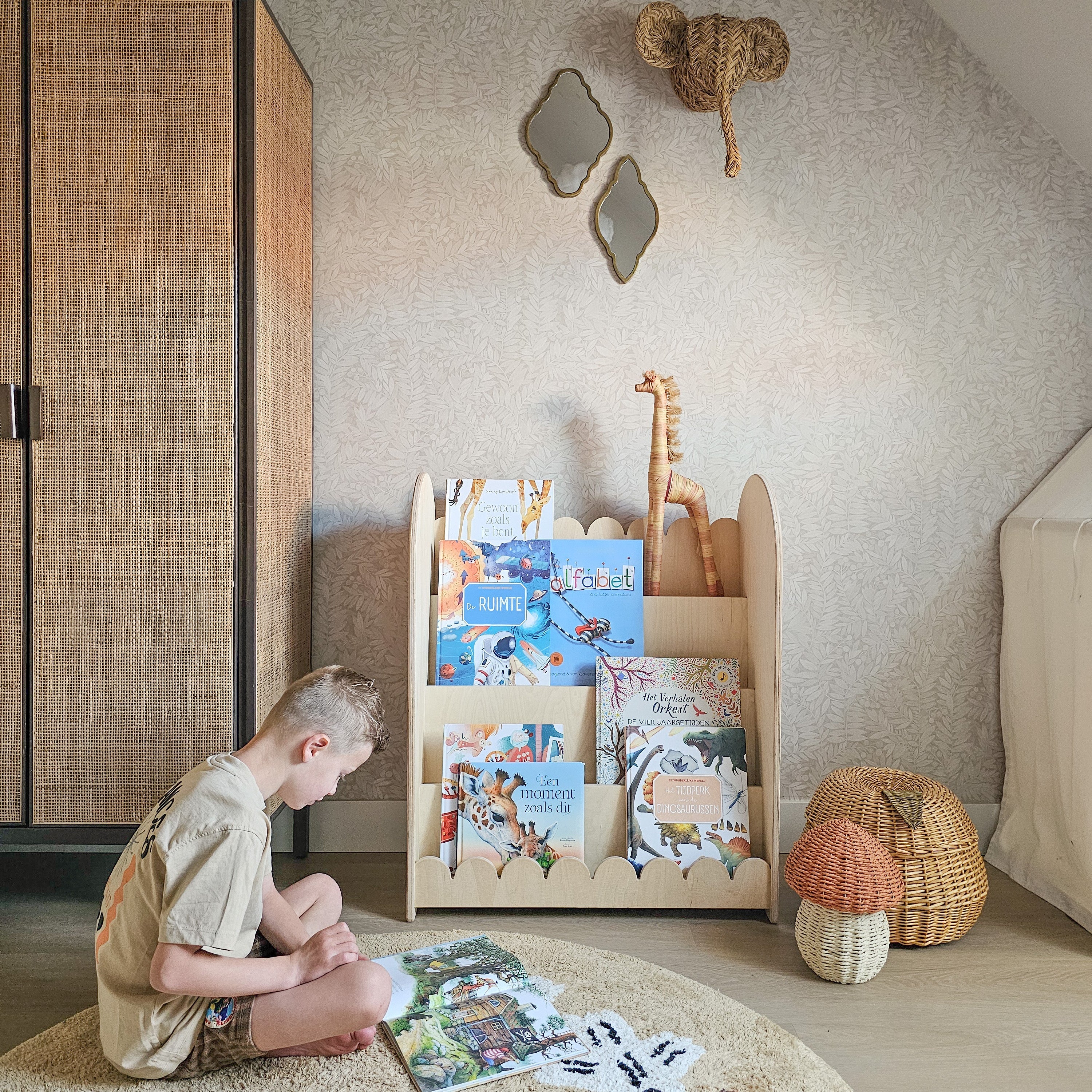 Bubble Montessori boekenkast kinderkamer | 4 treden - blank - toddie.nl ®