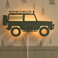 Applique murale enfant en feutre | Jeep 4x4 – vert sauge