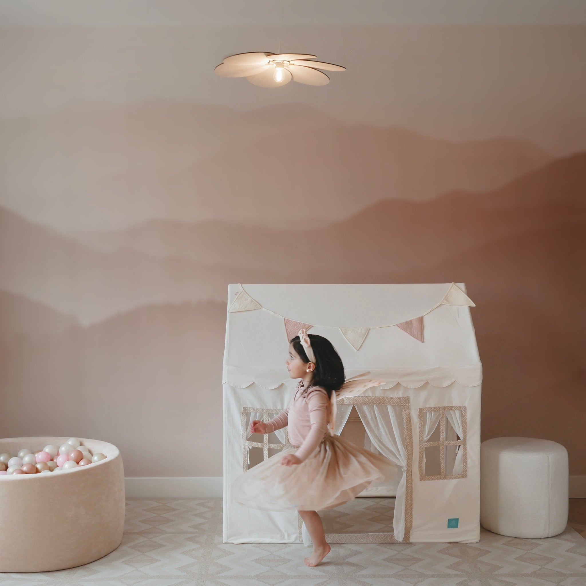 Lampe suspendue en bois chambre d'enfant | Fleur - naturel