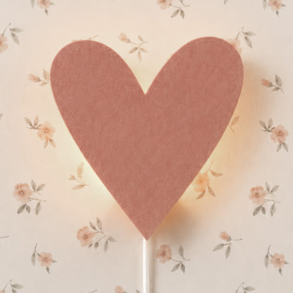 Applique murale en feutre pour chambre d'enfant | cœur - rose