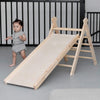 Aire de jeux en bois | Triangle Pikler pliable avec toboggan - naturel - toddie.fr