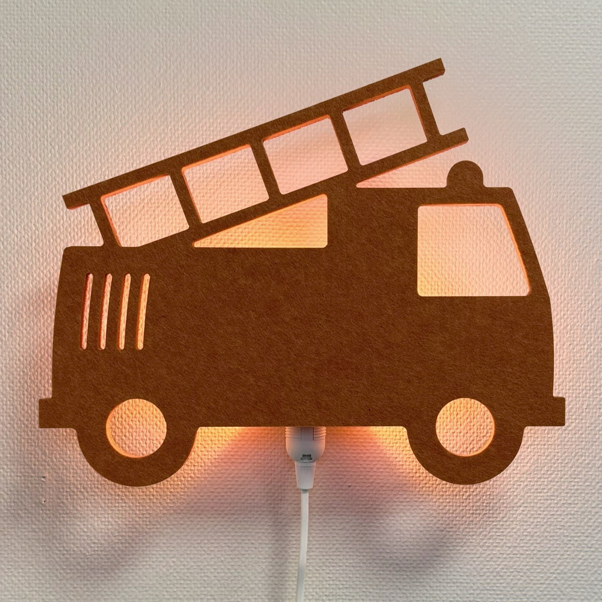 Applique en feutre camion de pompiers terracotta – lampe allumée