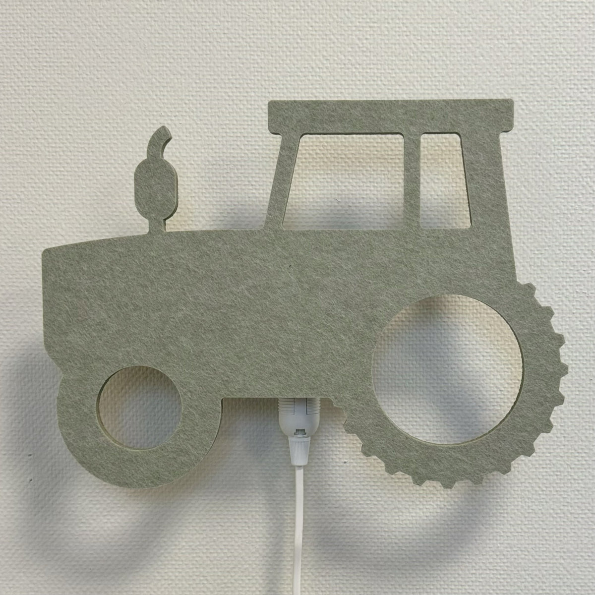 Applique en feutre tracteur vert sauge – lampe éteinte