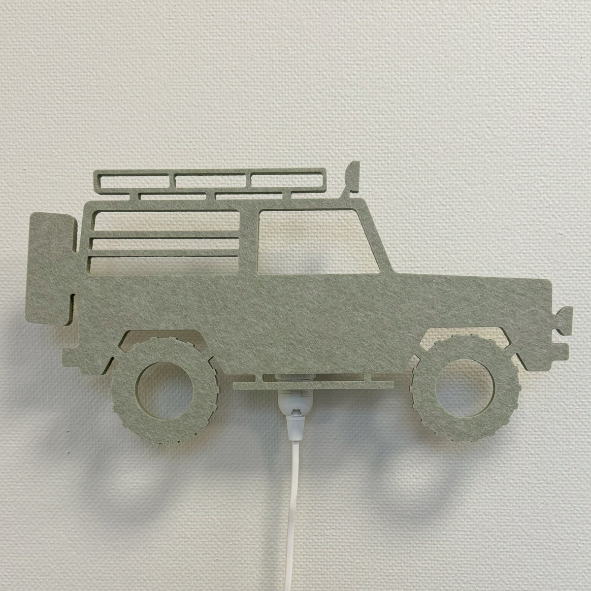 Applique en feutre jeep 4x4 vert sauge – lampe éteinte