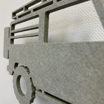 Applique en feutre jeep 4x4 vert sauge – gros plan sur le feutre PET
