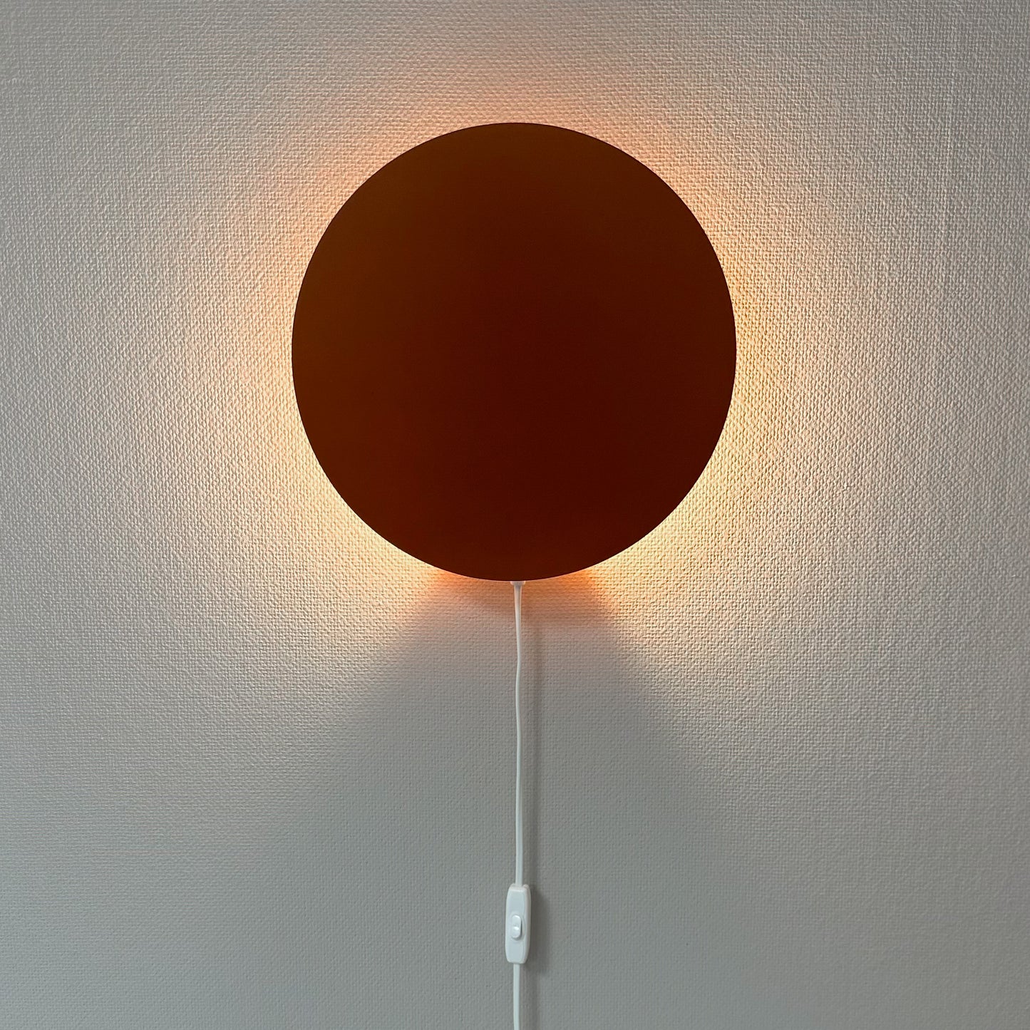 Houten wandlamp kinderkamer | cirkel baksteen rood - toddie.nl ®