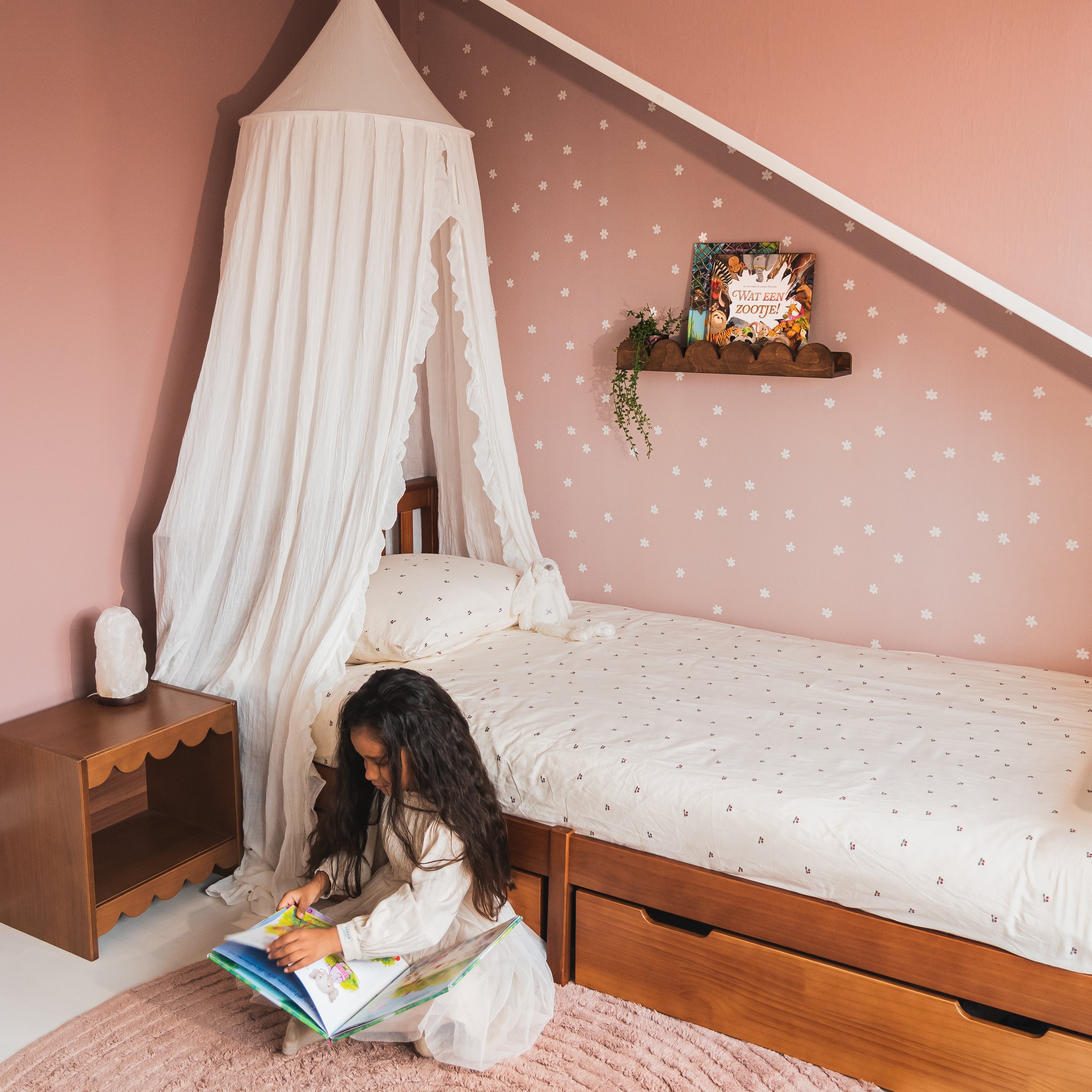 Bubble Montessori boekenrek kinderkamer | 1 plank - wengé gebeitst - toddie.nl ®