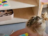 Meuble de jeu Moodie Montessori | Meuble de rangement pour enfants à 3 étagères - naturel