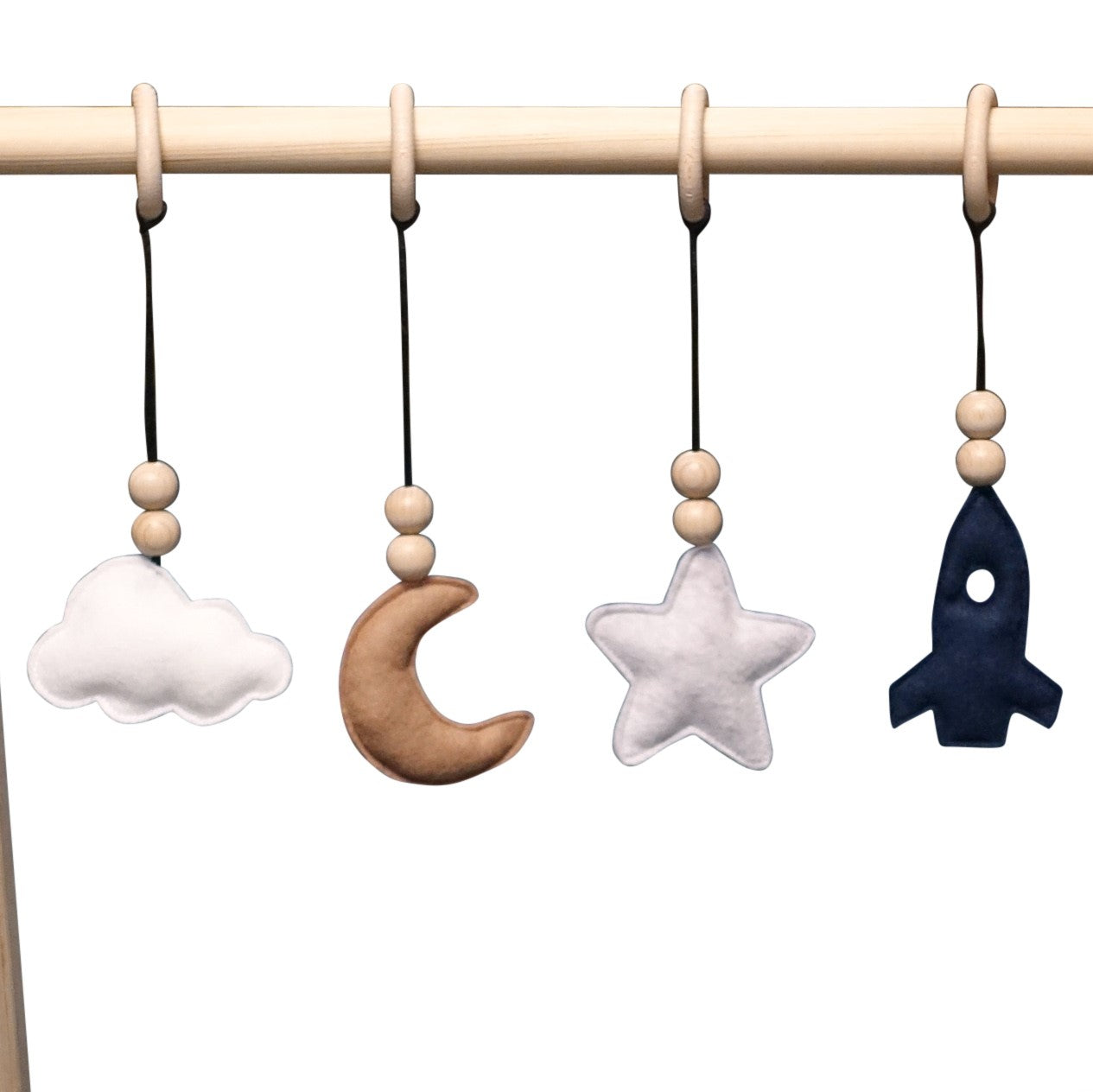 Jouets à suspendre portique d’éveil feutrine espace avec perles de bois | Jouets Playgym - toddie.fr