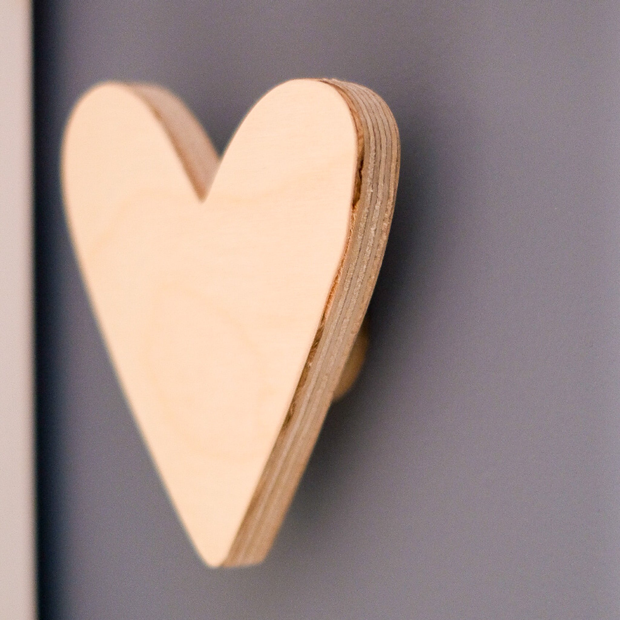 Blank houten wandhaken kinderkamer | Regenboog en hart - toddie.fr